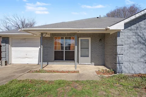 114 Prairie Creek Circle