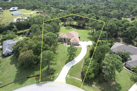 4572 Hunters Run Circle