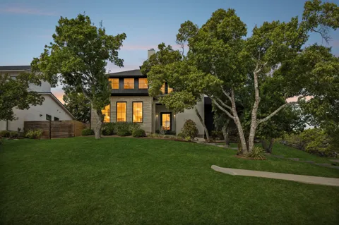 18511 Hobby Lane