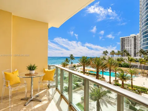 2501 S Ocean Dr #417 Available January 14)