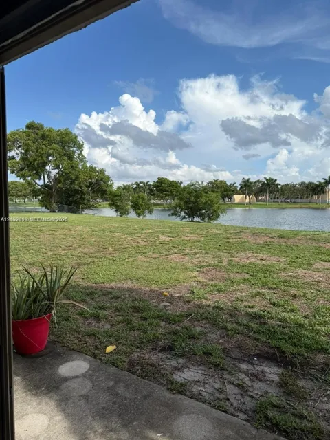 8560 Sherman Cir #105