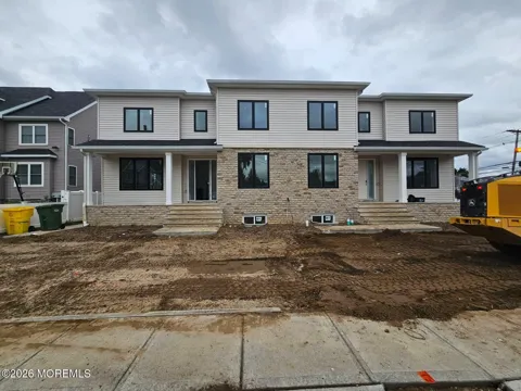3 Buttel Avenue