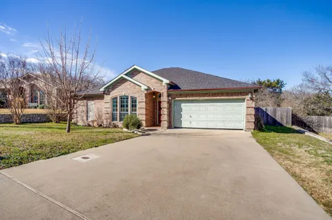 2226 Creek Side Drive