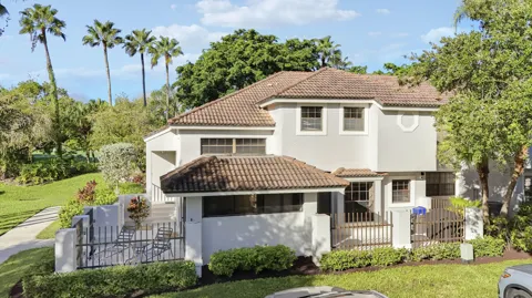 587 Prestwick Circle #2