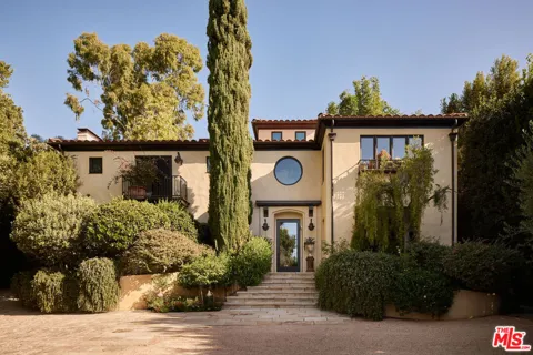 1164 Doheny Drive