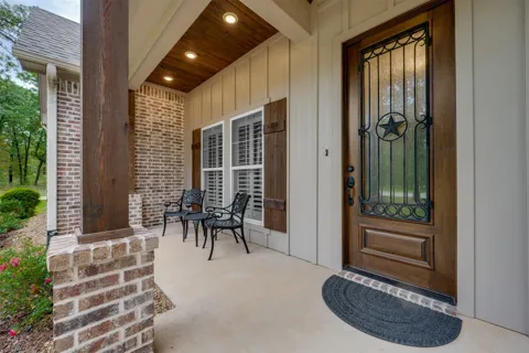 3113 Shadow Pine Drive