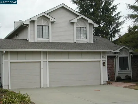 809 Bluerock Dr