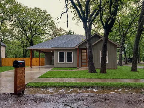 123 SEAGROVE LANE