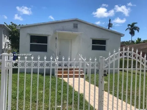 7001 NW 4th Ct #FRONT