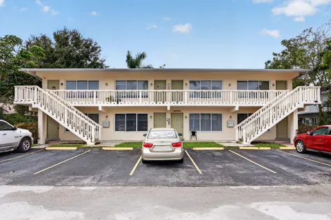 2160 NE 42nd Court #1