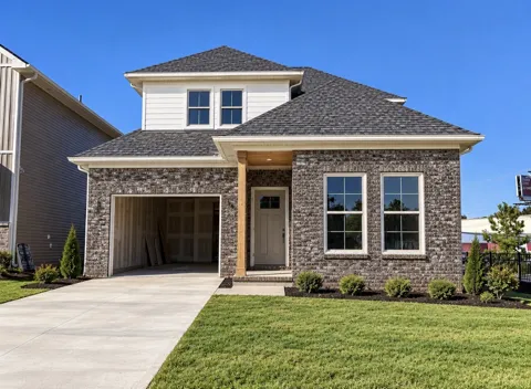104 Florence Cove
