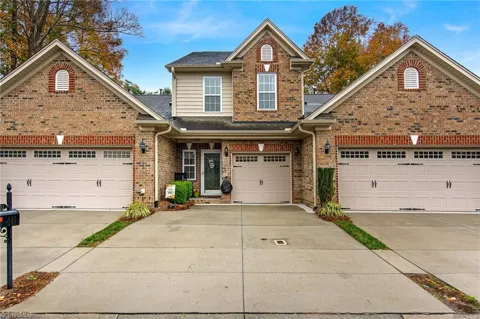1202 Southlake Court