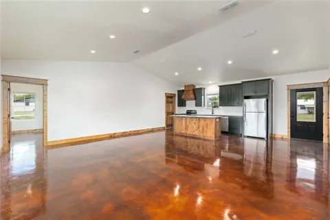 305 7th Street