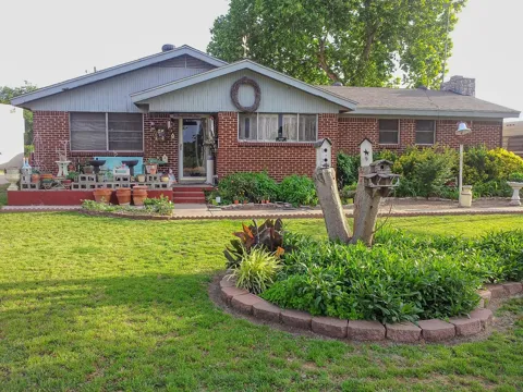 5090 E Highway 199