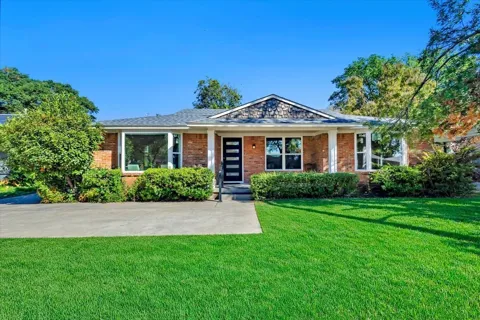 732 James Drive