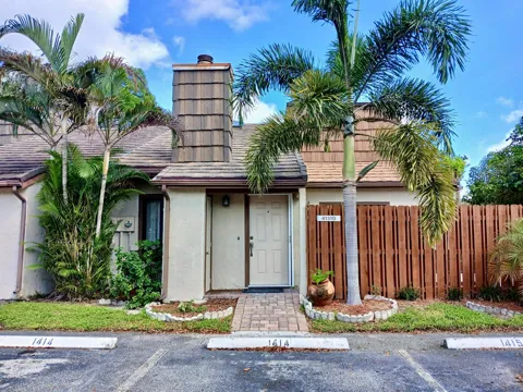 4131 PALM BAY CIRCLE #D