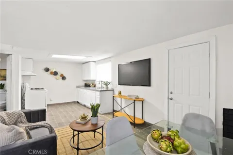 3008 Arrowhead #A