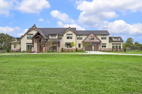 301 W Viejo Drive