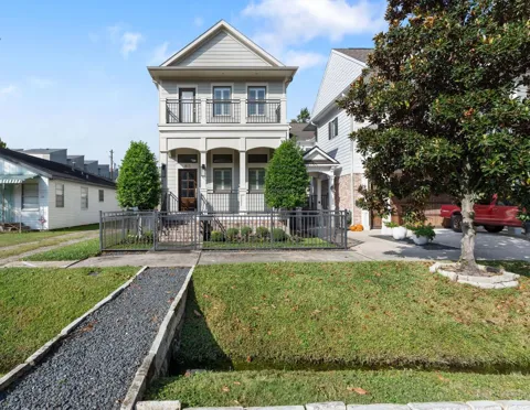 813 Ashland Street