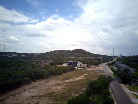 6801 Cedar Ridge Circle