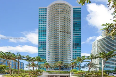 2101 Brickell Ave #2512