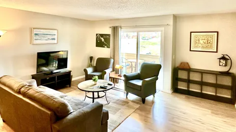 515 Basswood Ave #20