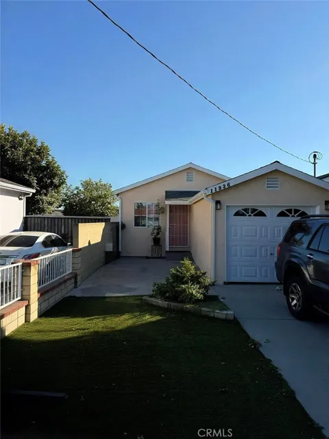 11936 Lowemont