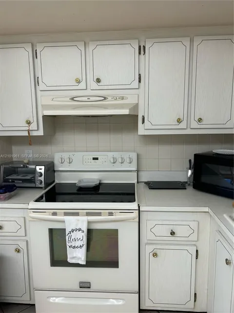 1550 NW 80th Ave #306