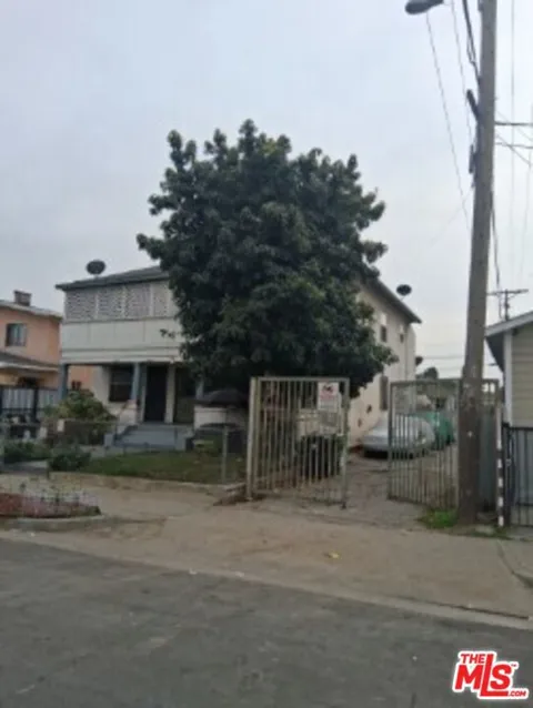622 E 50th Street