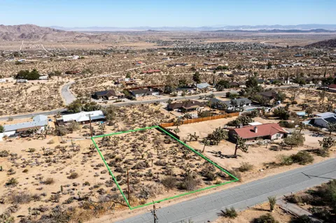 207 Sandalwood Trail