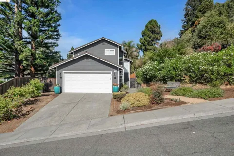 1835 Mountview Ter