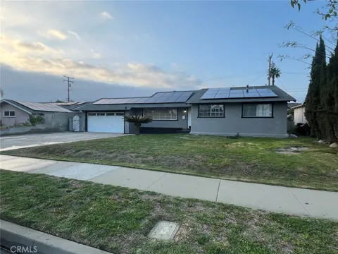 1234 W Vesta Street