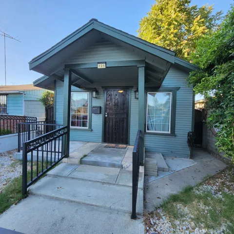 125 E 68th Way