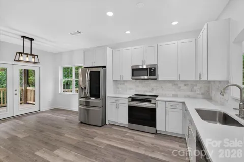 2536 Thornfield Road