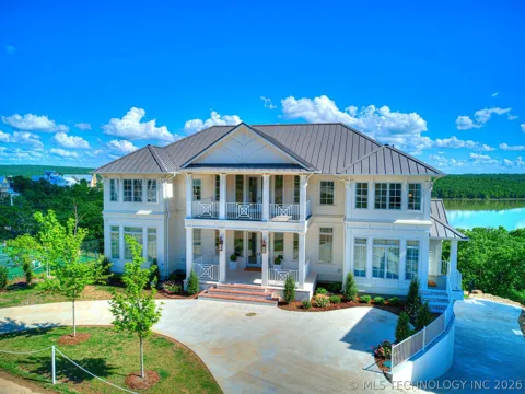 102 Lower Greenway
