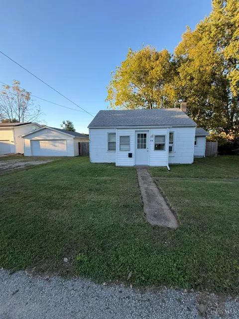 712 Rex Lane