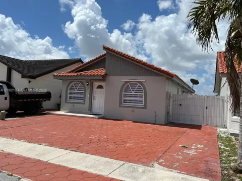 2682 W 74th Ter
