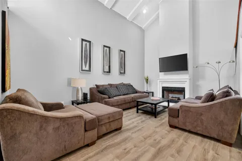 4724 Post Oak Timber Drive #8/65