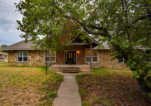 2363 W Denman