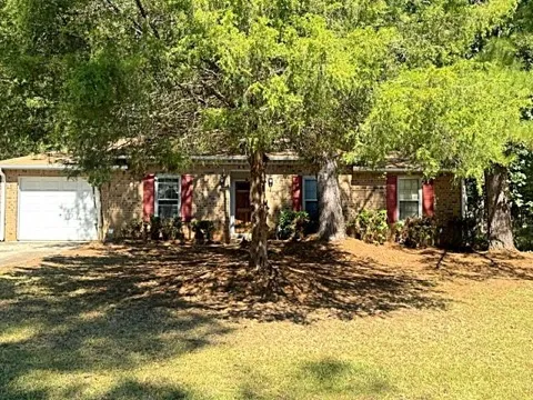 58 Rivercrest Drive