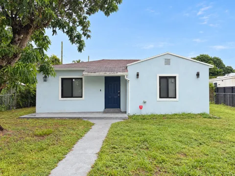 925 NW 121st Street
