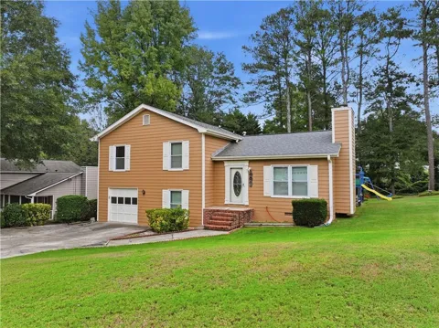 1668 Woodsong Court