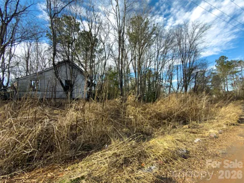3072 Chinook Trail