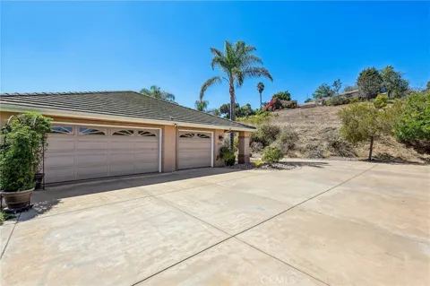 3676 Alta Vista