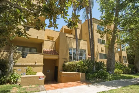 12841 Bloomfield Street #104