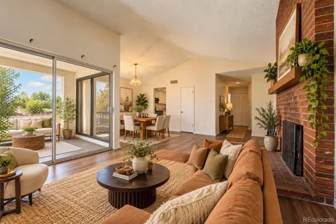 3436 S Locust Street #E