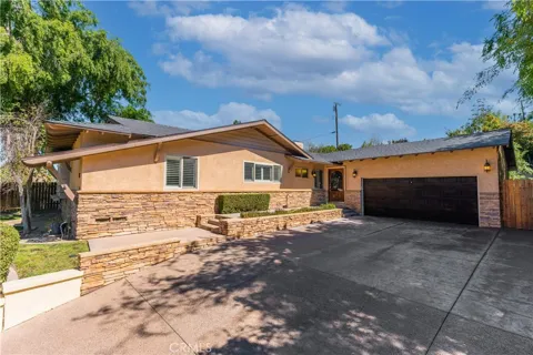 1418 Longview