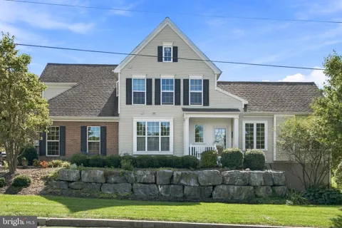 203 STEEPBANK ROAD