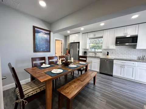 520 Hampton Road #2