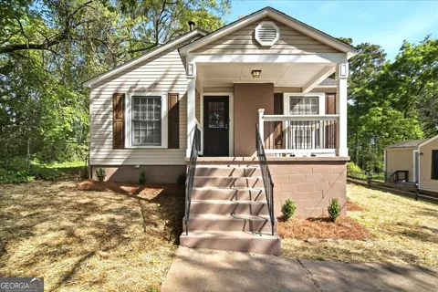 751 Skyview DR NE